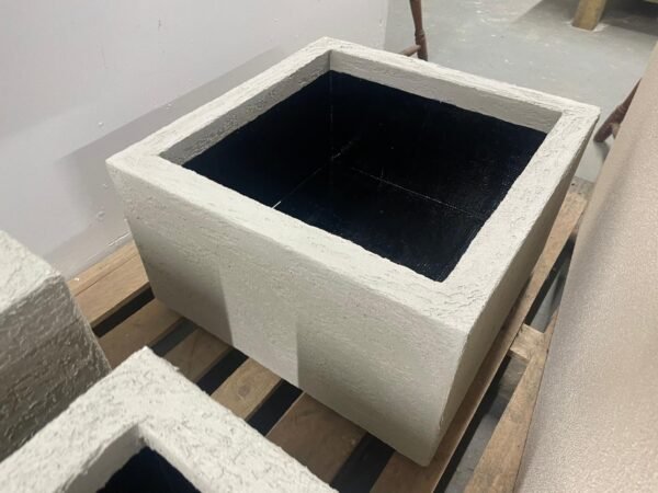 Insulated Garden Planter – Durable, Weather-Resistant, and Stylish - Image 2